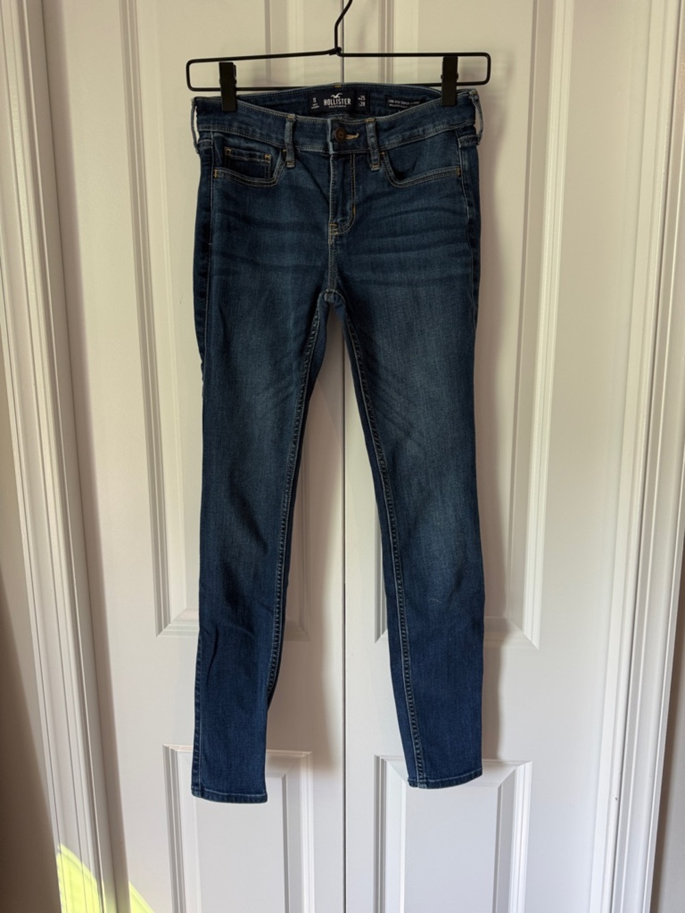 Hollister Women's Indigo Stretch Skinny Jeans